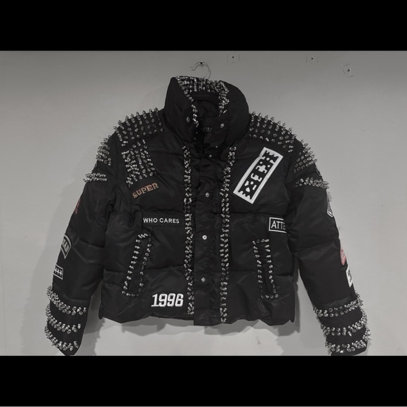 ACDC SPIKED PATCH PUFFER COAT IN BLACK NWT - Picture 9 of 16